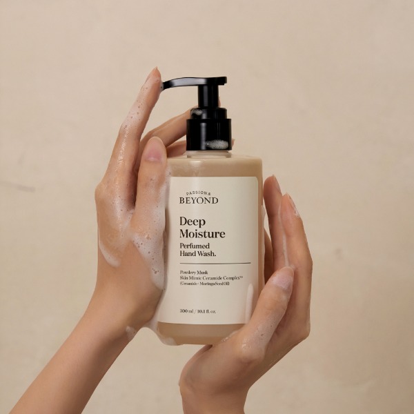 BEYOND Deep Moisture Hand Wash 300ml
